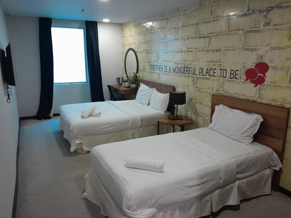Hotel Regal Vista Ipoh Kültér fotó