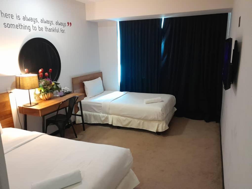 Hotel Regal Vista Ipoh Kültér fotó
