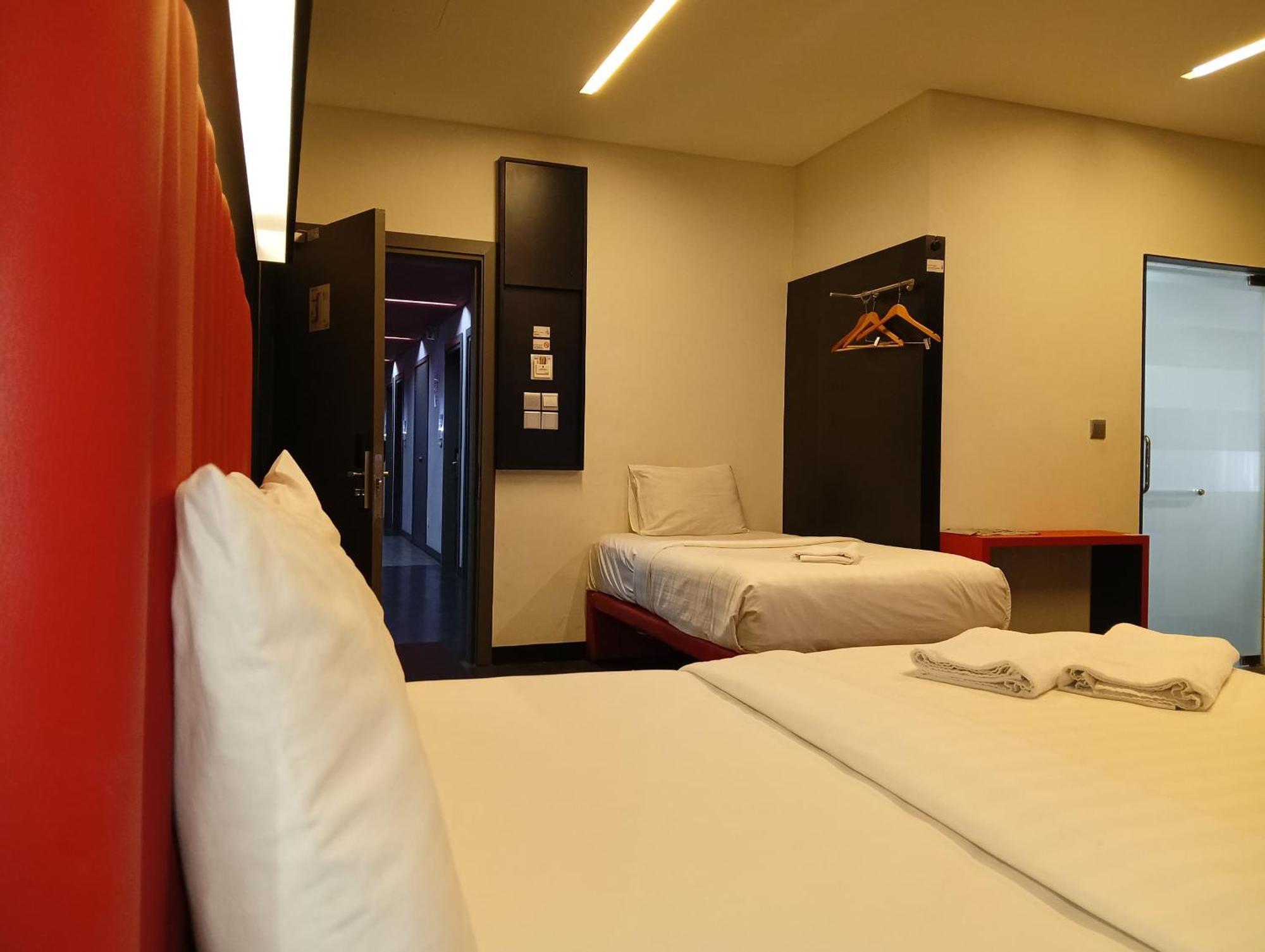 Hotel Regal Vista Ipoh Kültér fotó